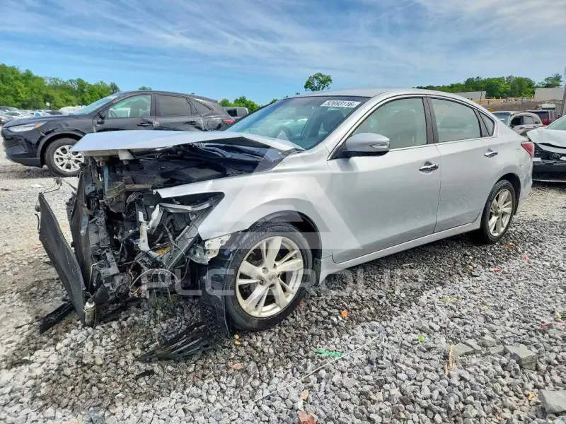 2013 Nissan ALTIMA photo