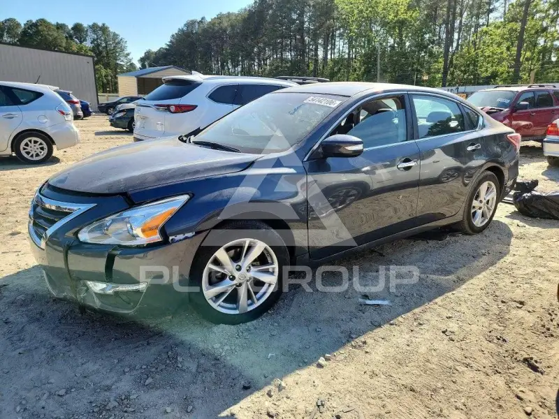 2013 Nissan ALTIMA фото