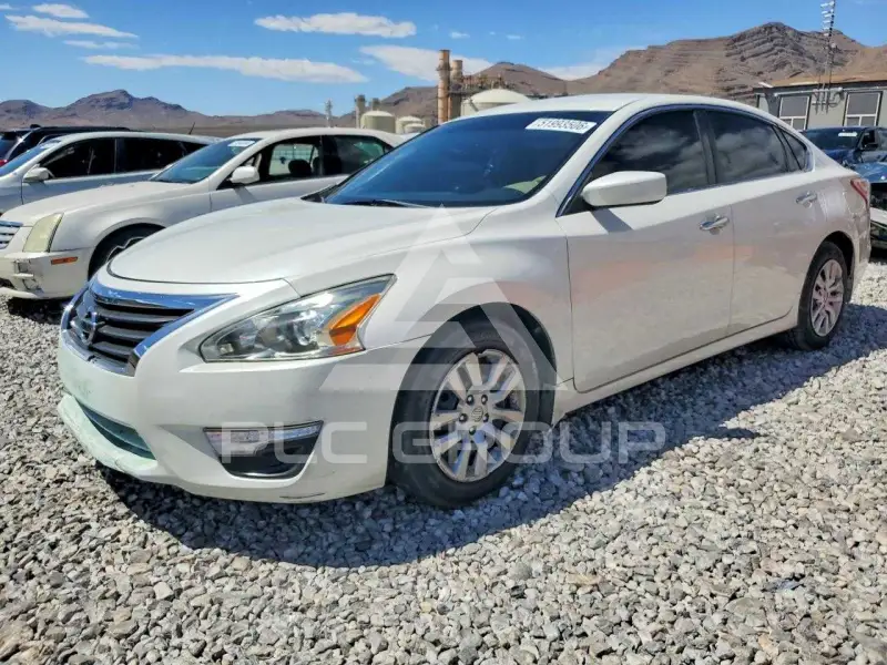 2013 Nissan ALTIMA фото