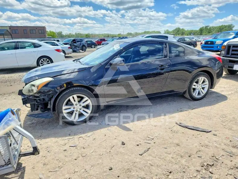 2013 Nissan ALTIMA photo