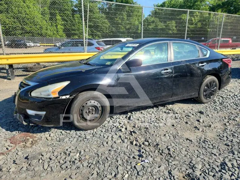 2013 Nissan ALTIMA фото