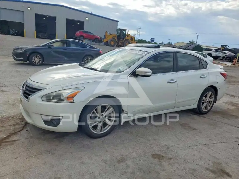 2013 Nissan ALTIMA photo