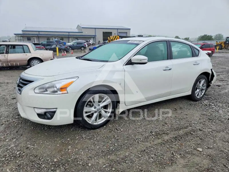 2013 Nissan ALTIMA фото