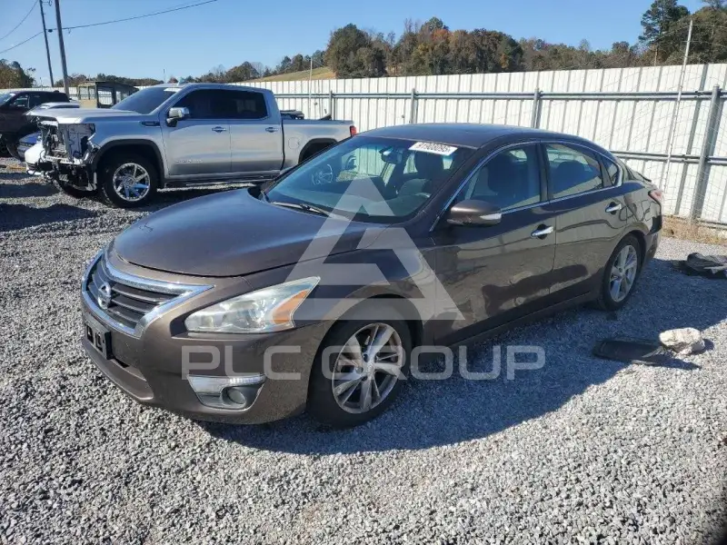2013 Nissan ALTIMA фото