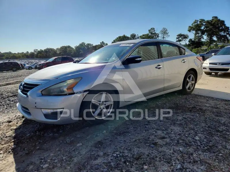 2013 Nissan ALTIMA фото