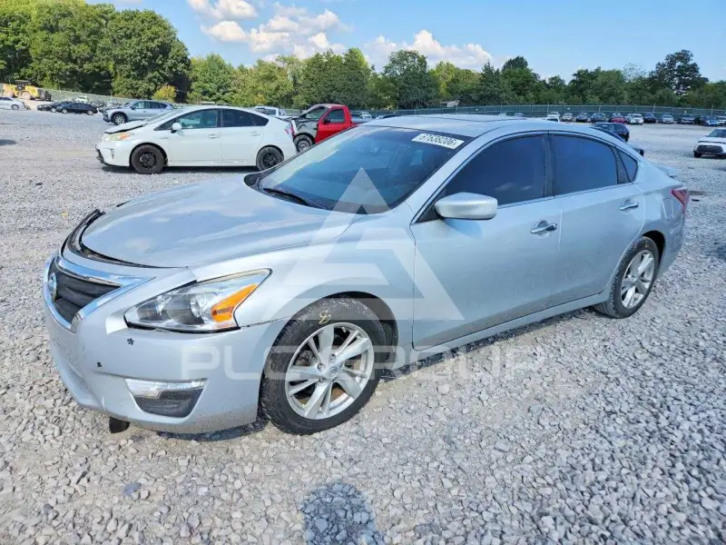 2013 Nissan ALTIMA фото
