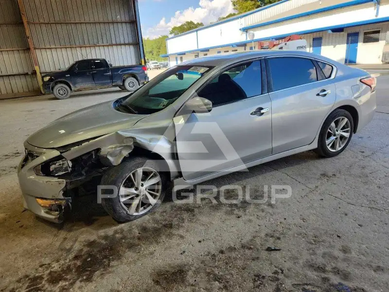 2013 Nissan ALTIMA photo