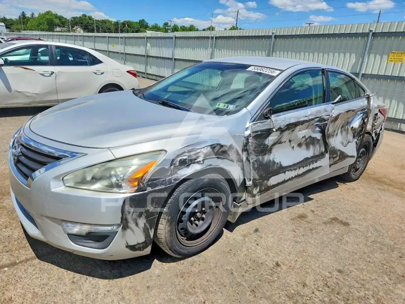 2013 Nissan ALTIMA photo