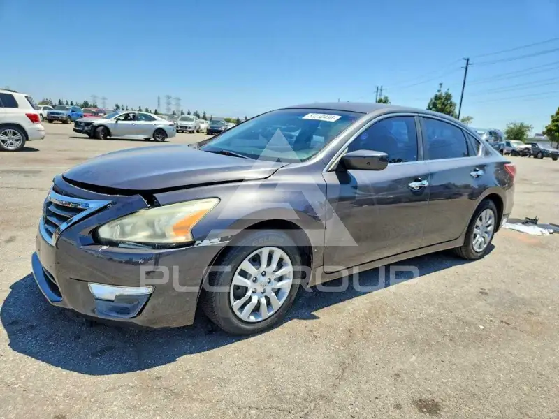 2013 Nissan ALTIMA фото