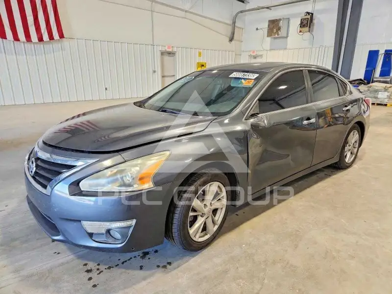 2013 Nissan ALTIMA фото
