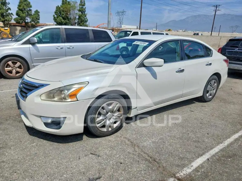 2013 Nissan ALTIMA фото