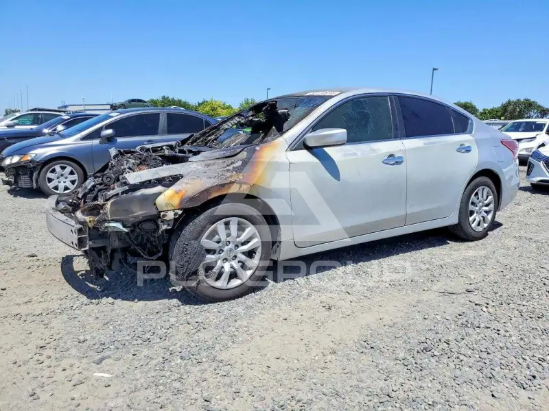 2013 Nissan ALTIMA photo