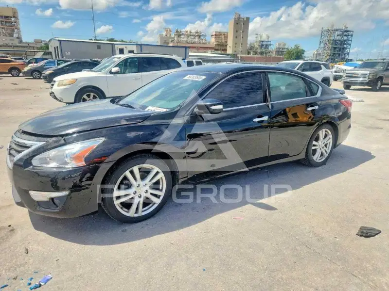2013 Nissan ALTIMA photo