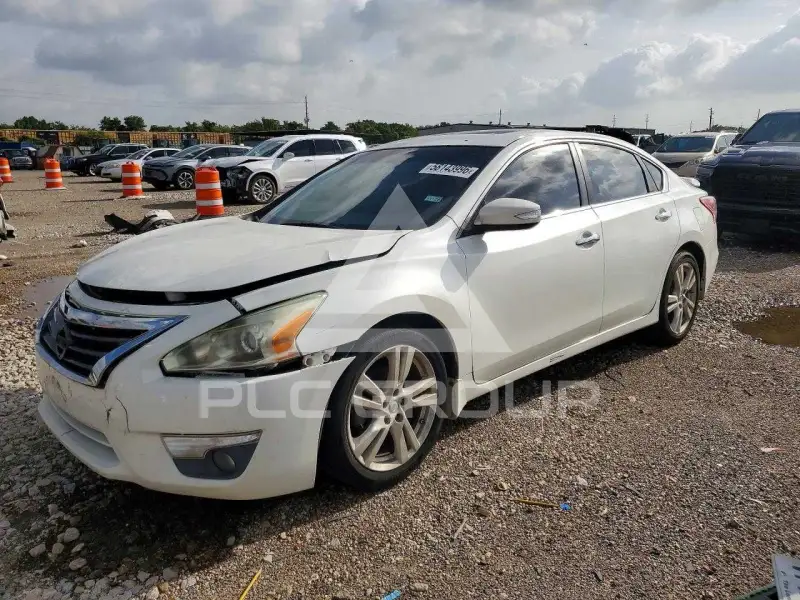 2013 Nissan ALTIMA photo