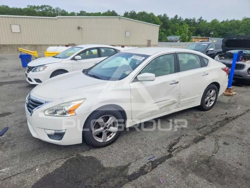 2013 Nissan ALTIMA photo