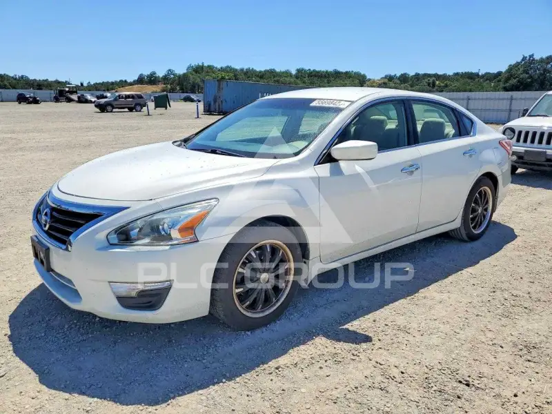 2013 Nissan ALTIMA photo