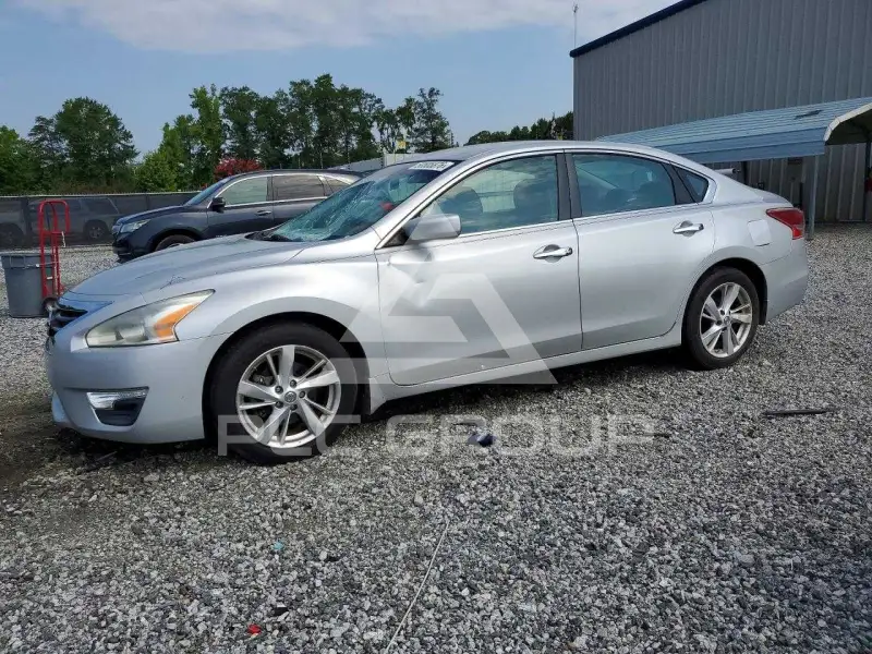 2013 Nissan ALTIMA photo