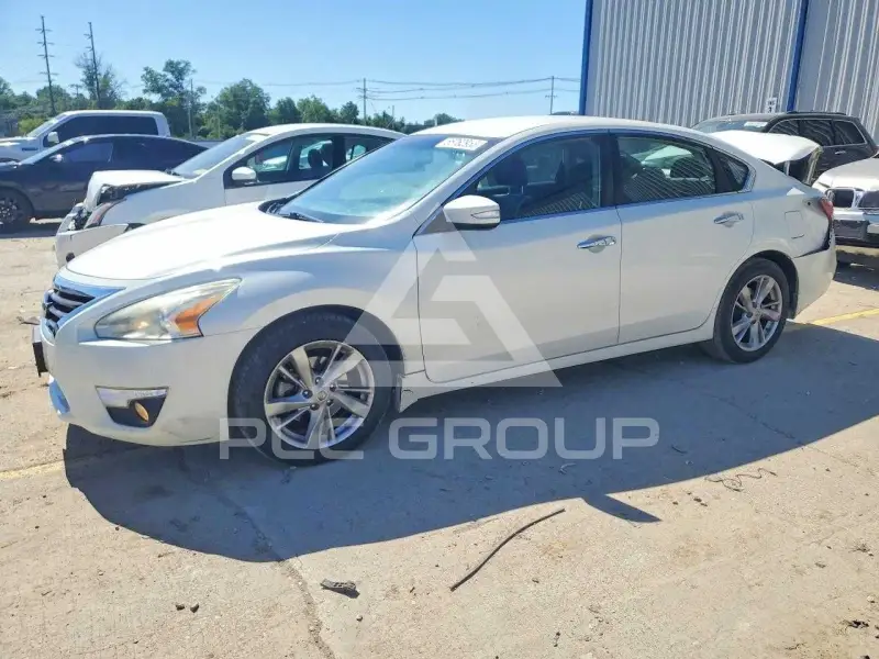 2013 Nissan ALTIMA фото