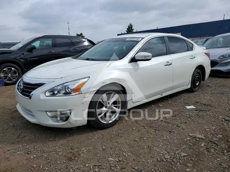 2013 Nissan ALTIMA photo