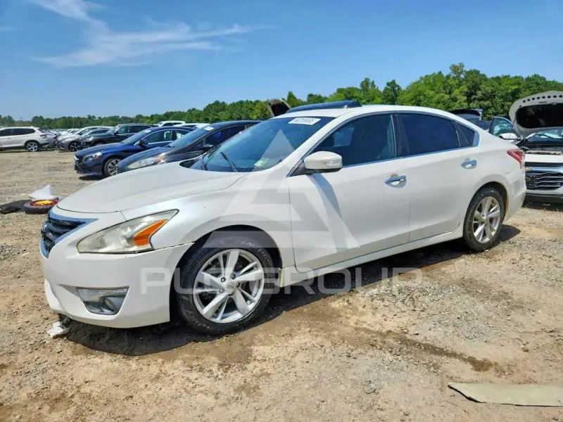 2013 Nissan ALTIMA фото