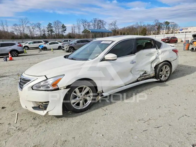 2013 Nissan ALTIMA photo