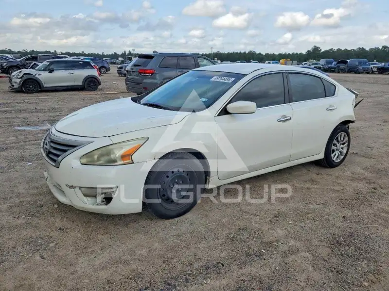 2013 Nissan ALTIMA фото