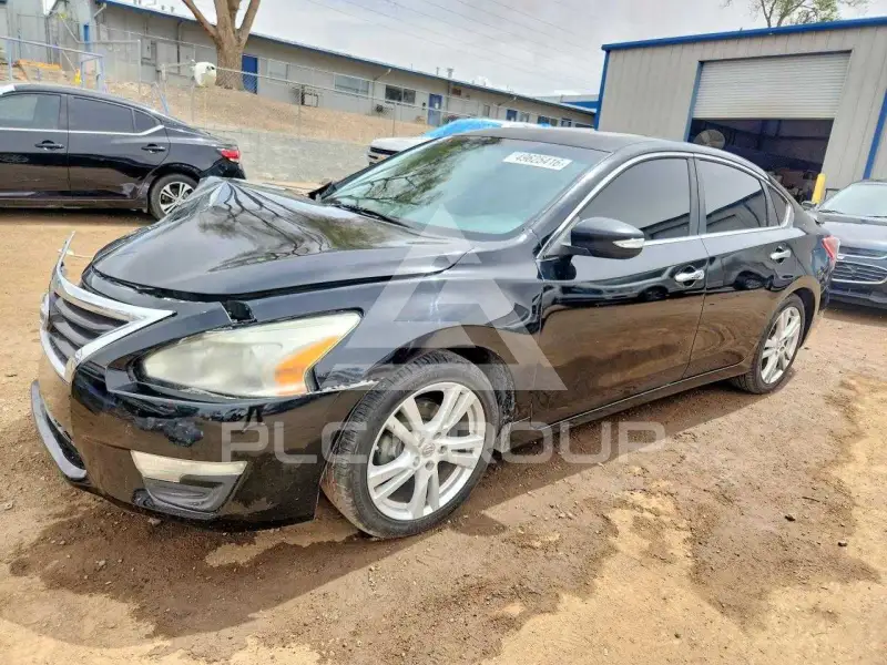 2013 Nissan ALTIMA фото