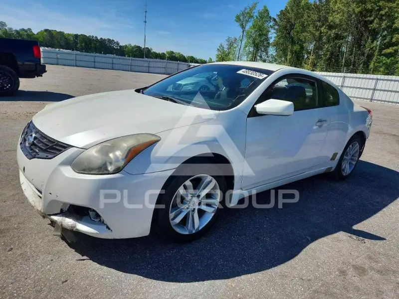 2013 Nissan ALTIMA фото