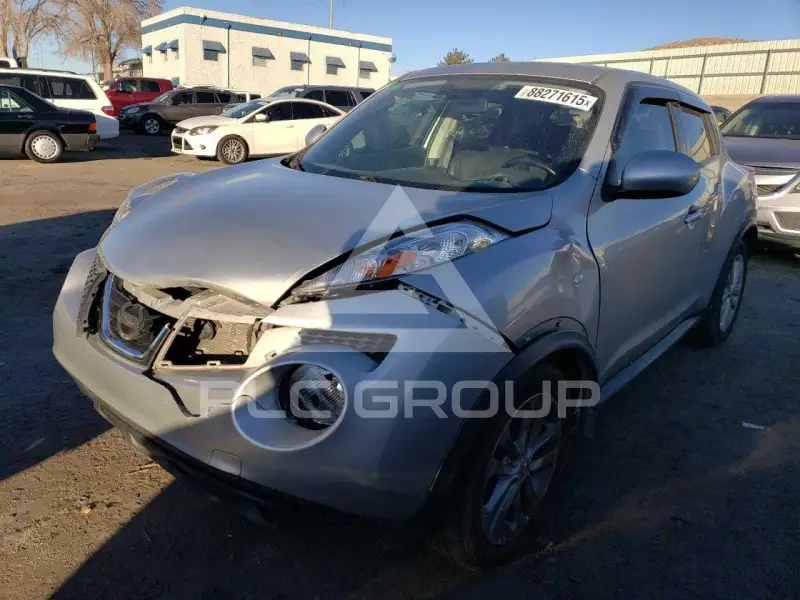 2013 Nissan Juke photo