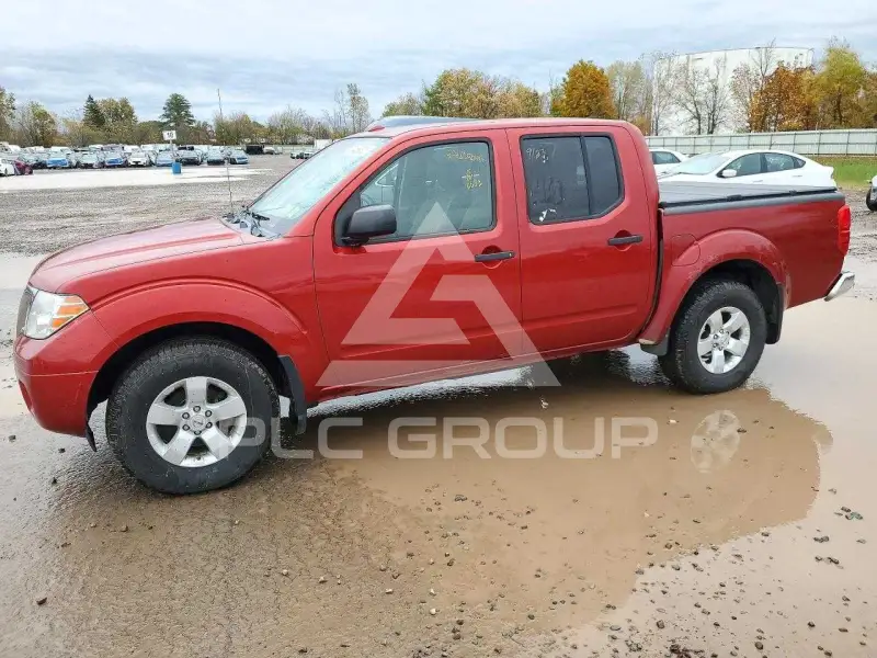 2013 Nissan FRONTIER photo
