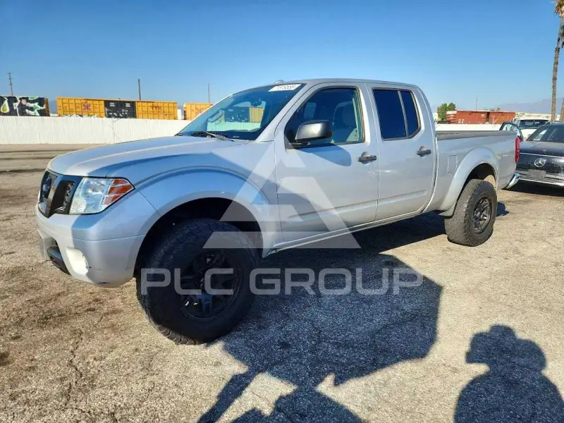 2013 Nissan FRONTIER фото