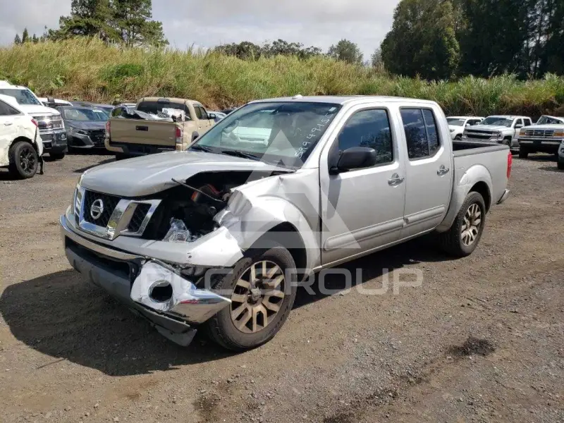 2013 Nissan FRONTIER photo