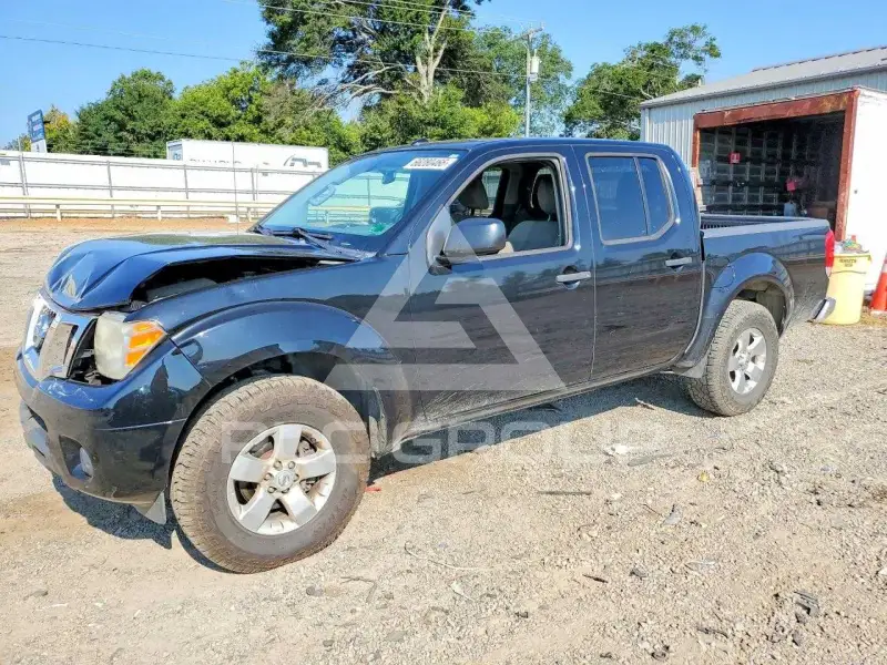 2013 Nissan FRONTIER фото