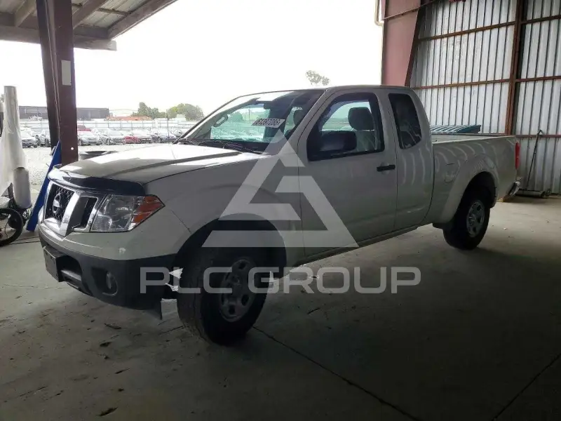 2013 Nissan FRONTIER photo