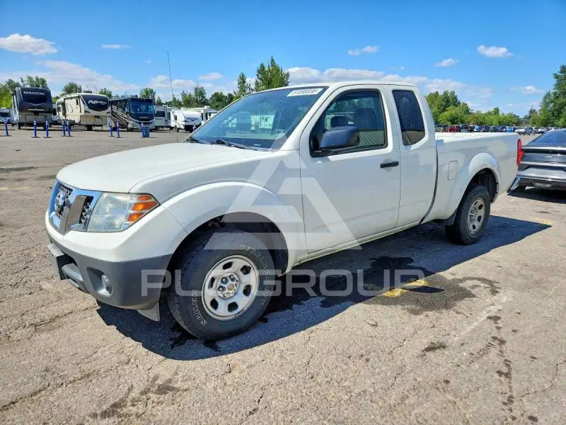 2013 Nissan FRONTIER photo