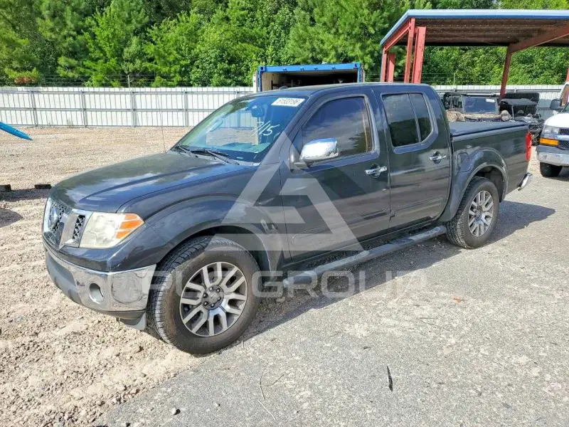 2013 Nissan FRONTIER photo