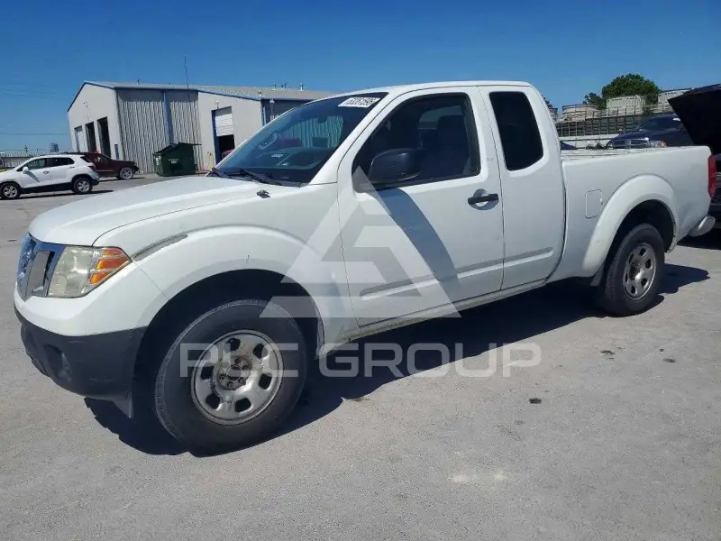 2013 Nissan FRONTIER photo