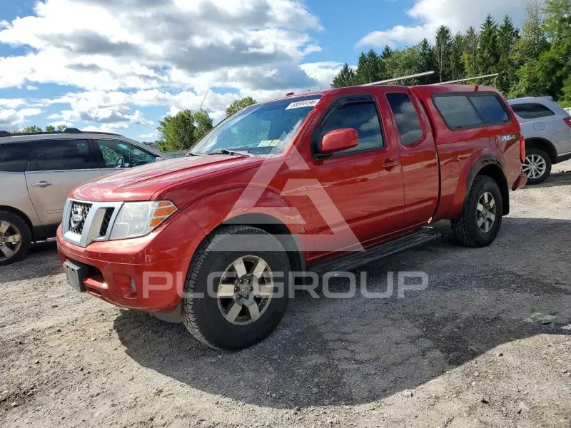 2013 Nissan FRONTIER фото