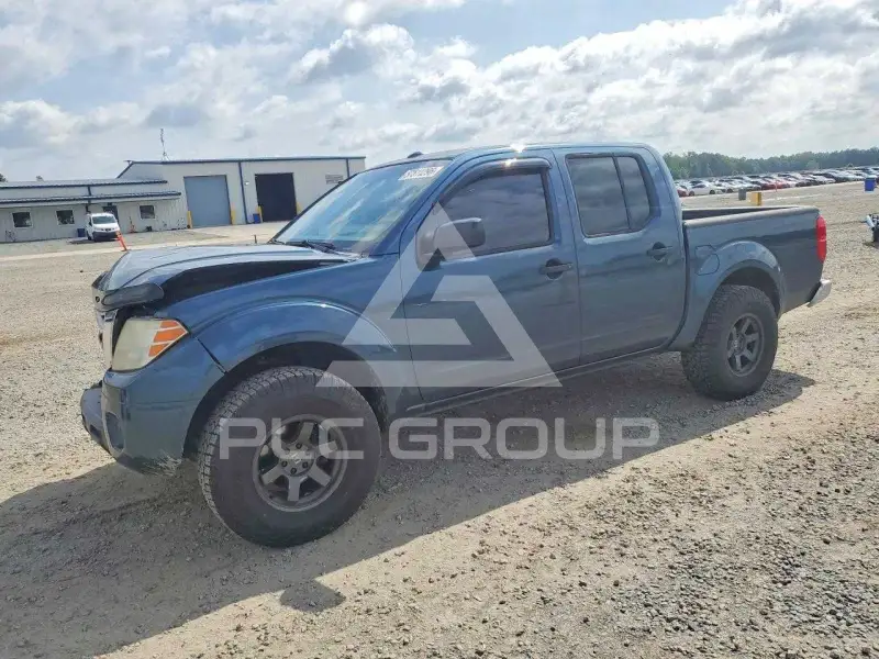 2013 Nissan FRONTIER фото