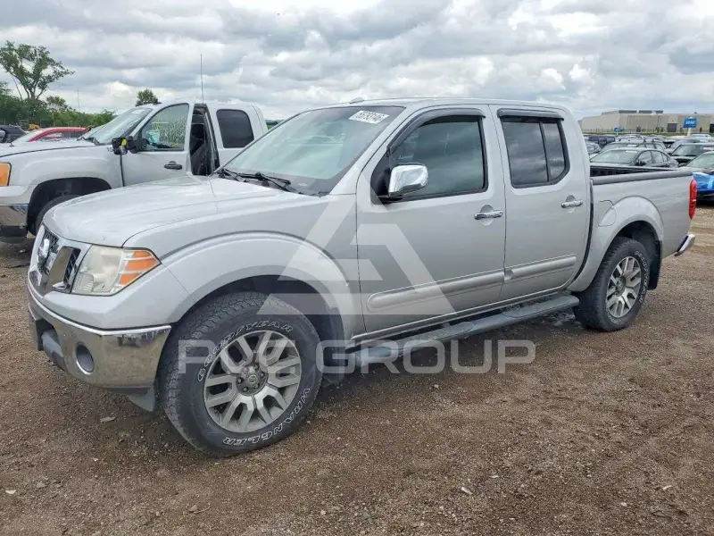 2013 Nissan FRONTIER photo