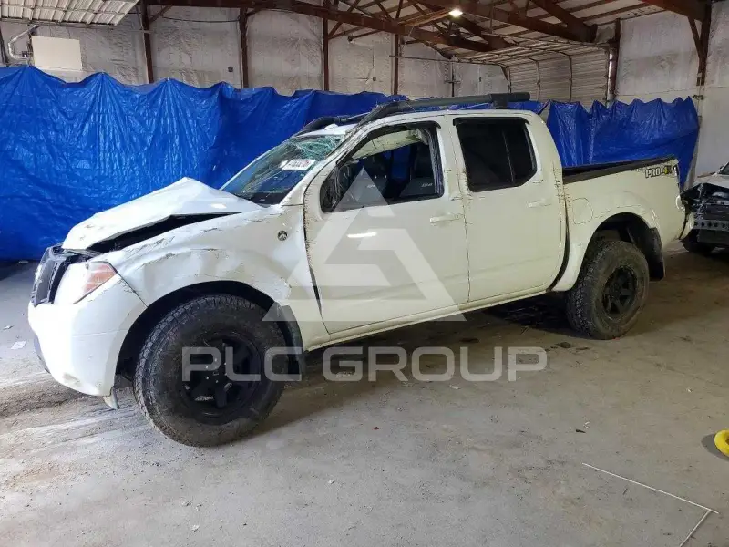 2013 Nissan FRONTIER фото