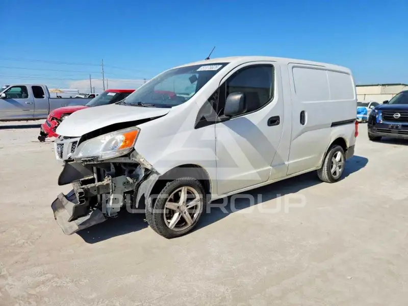 2013 Nissan NV фото