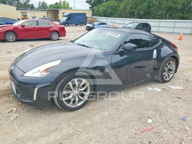 2013 Nissan 370Z фото