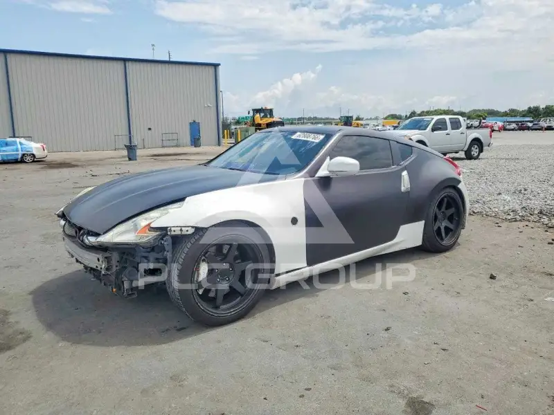 2013 Nissan 370Z фото