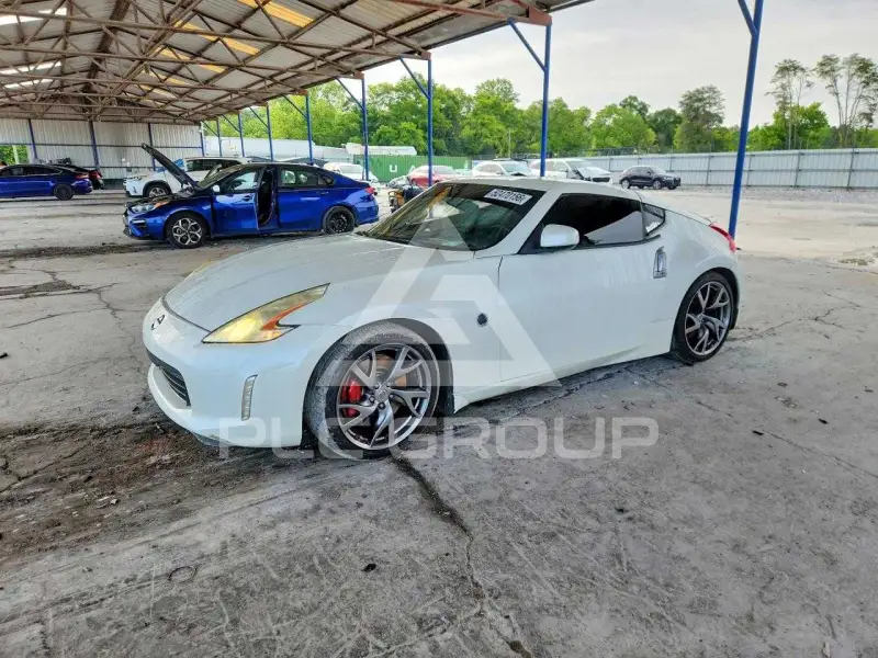 2013 Nissan 370Z photo