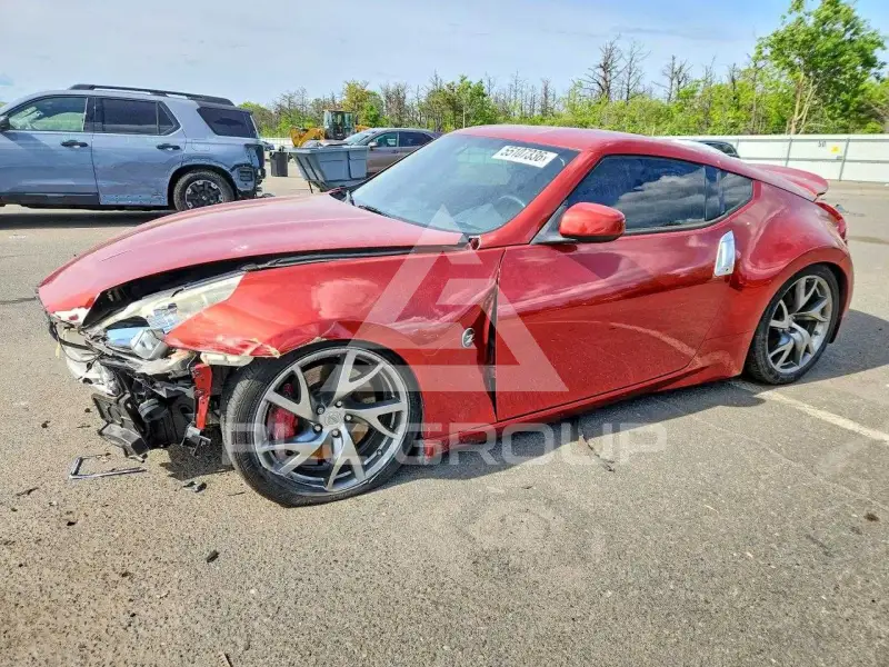 2013 Nissan 370Z фото