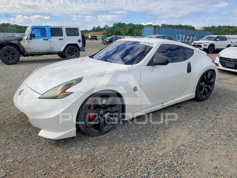 2013 Nissan 370Z фото