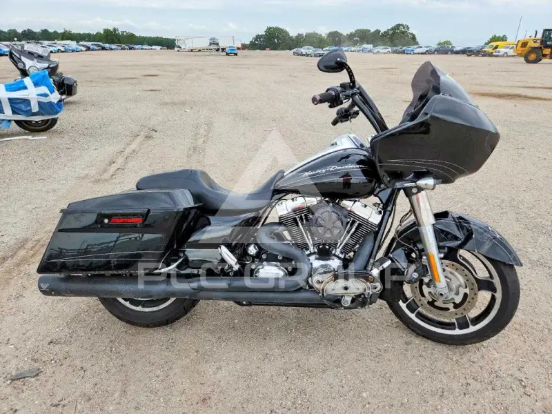 2013 Harley-Davidson FL photo