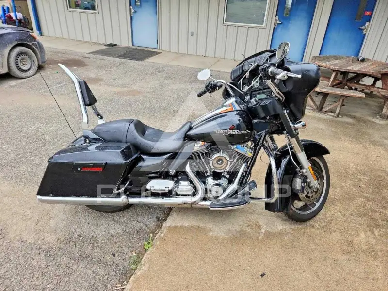 2013 Harley-Davidson FL photo
