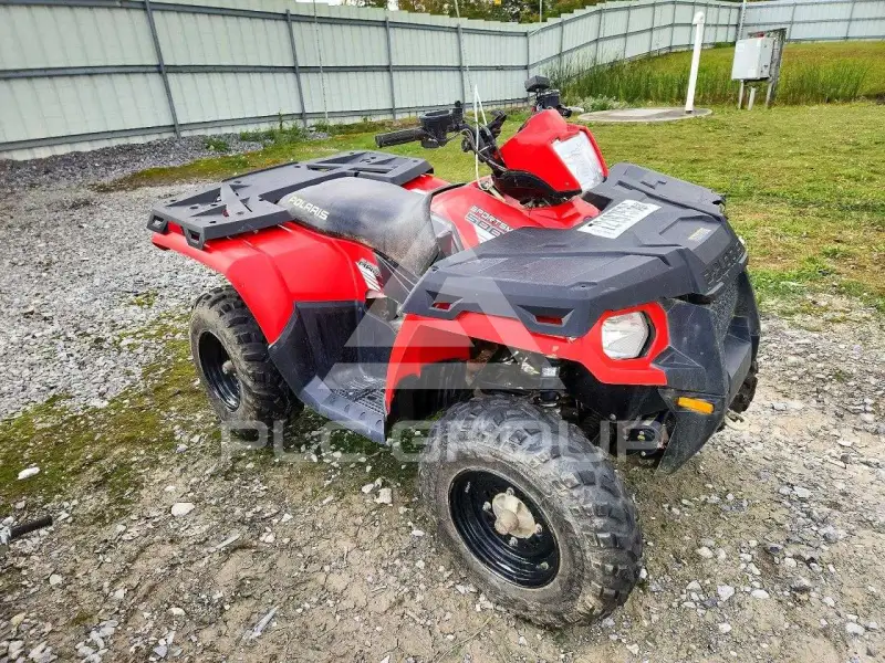 2013 Polaris  photo